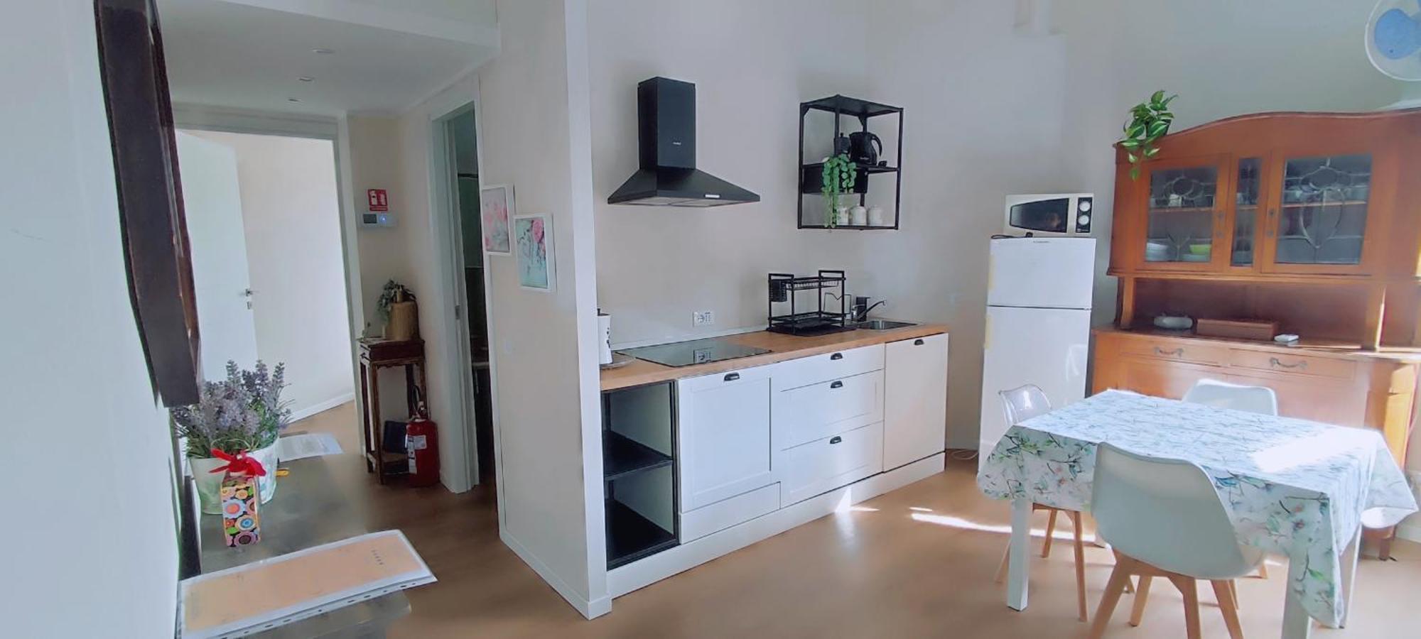 2 Bedroom Gem Near Fast Wi Fi Kademy House