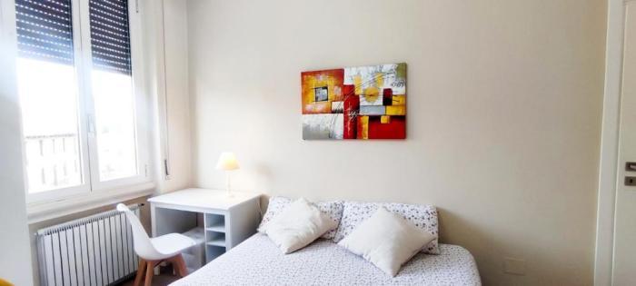 Apartment 2 Bedroom Gem Near Fast Wi Fi Kademy House *